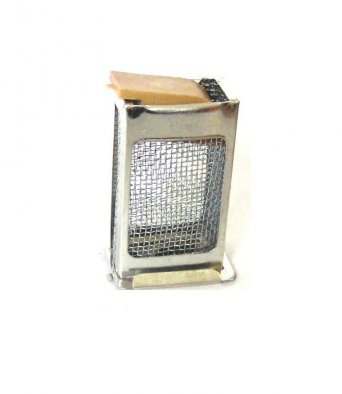 Клеточка маточная металлическая с кормовым отделением (клеточка Титова)